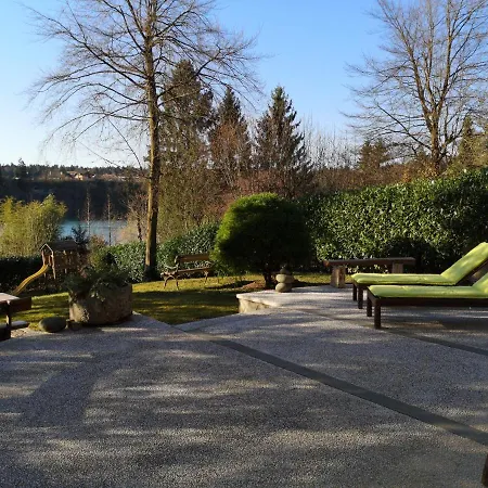 Zbilje Lake House Holiday home Medvode