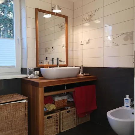 Zbilje Lake House بيت للعطل *