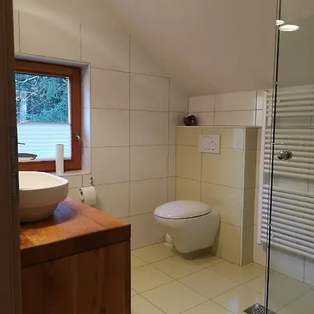 Zbilje Lake House *