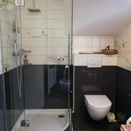 Zbilje Lake House بيت للعطل